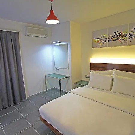 Eos (adults Only) 3*