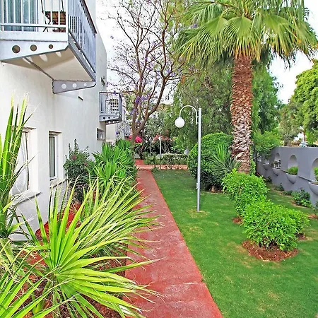 Eos (adults Only) 3*