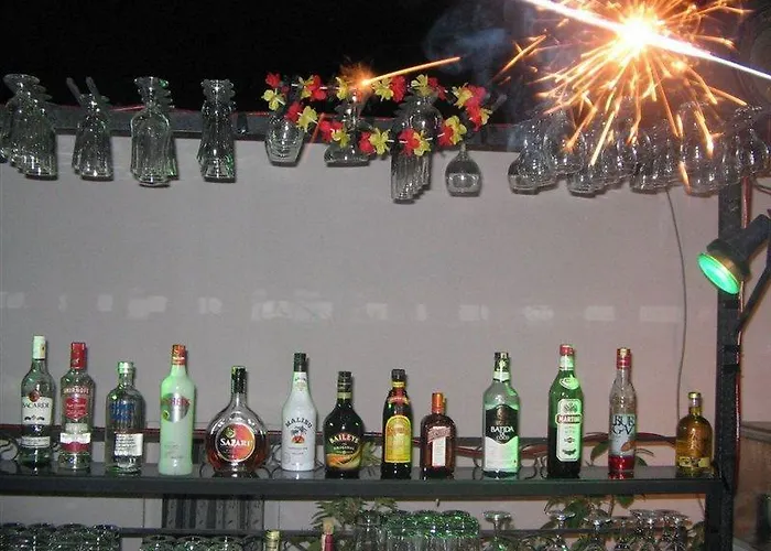 מלון Eos (adults Only) 3*