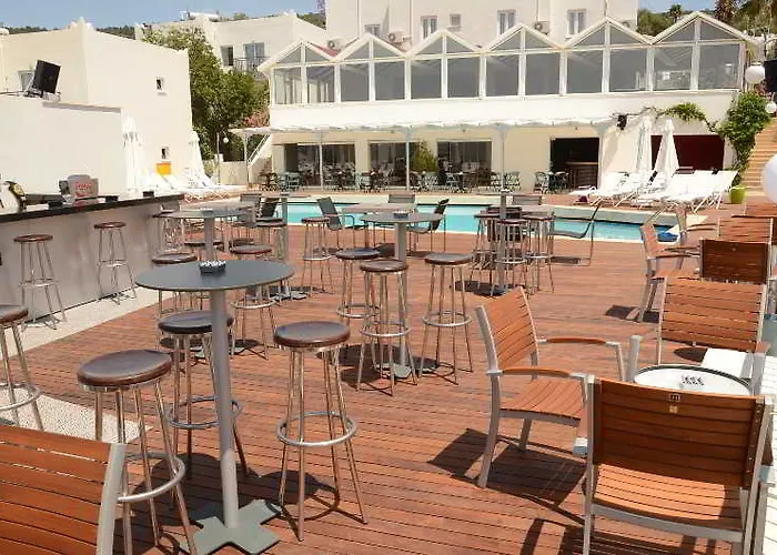 מלון Eos (adults Only) 3*